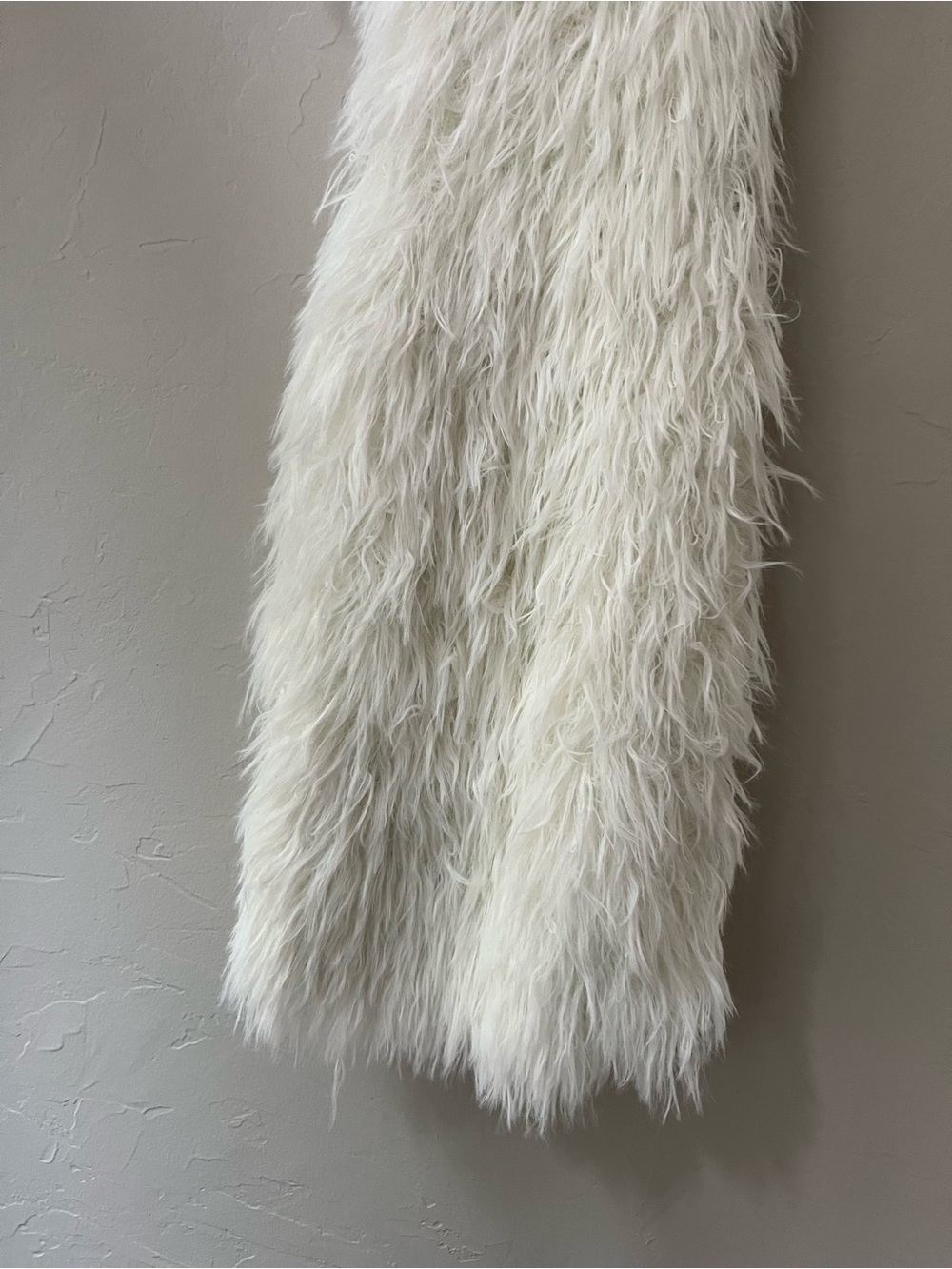 SKIMS FAUX FUR KNIT HALTER MINI DRESS IN MARBLE XS - Picture 8 of 8